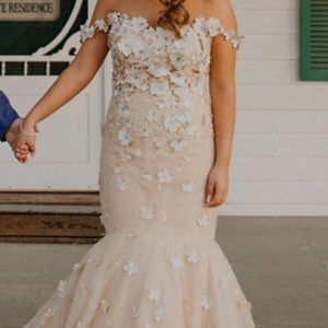 Beautiful Terani Couture Ivory dress